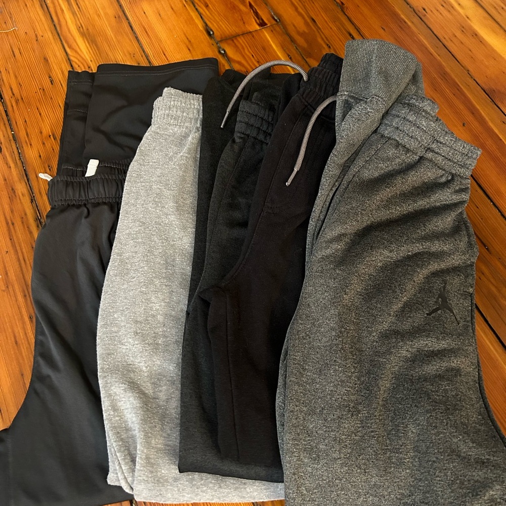 Nike/Jordan Youth Sweatpants
